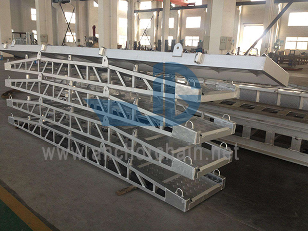 Gangway nhôm (Loại uốn cong)