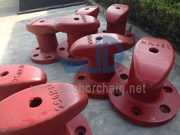 Đúc thép Dock Bollard