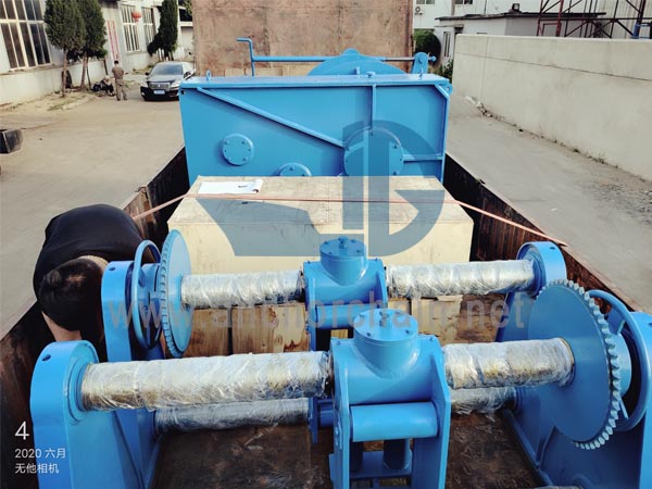 Tời điện thác nước