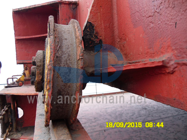 Nắp đậy bánh xe chạy