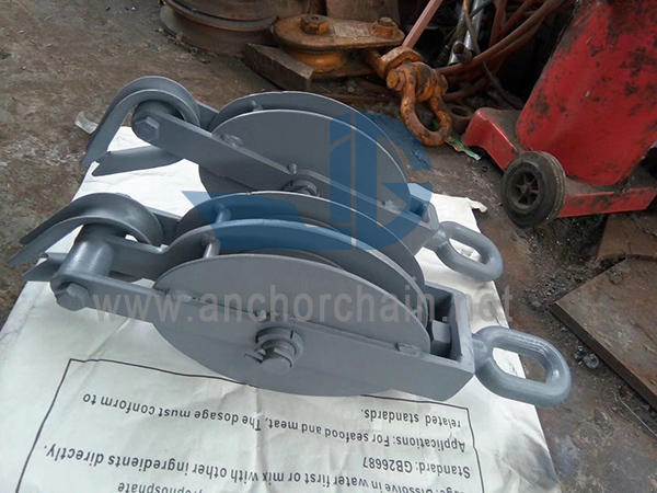 JIS F3419 Tàu khối thép có đầu xoay cho dây sợi