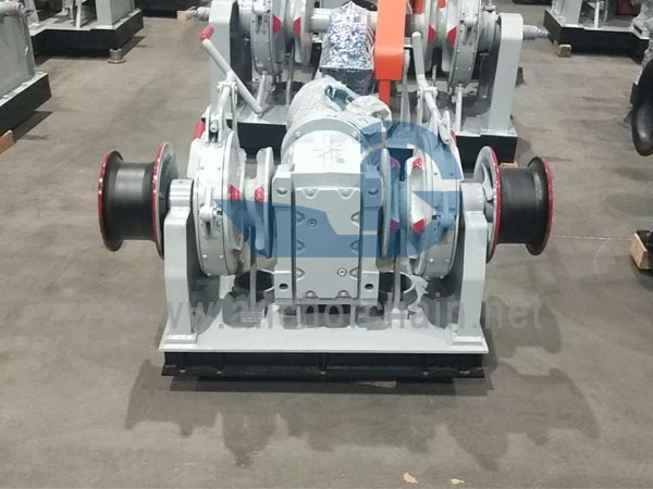 Tời điện kiểu đối xứng